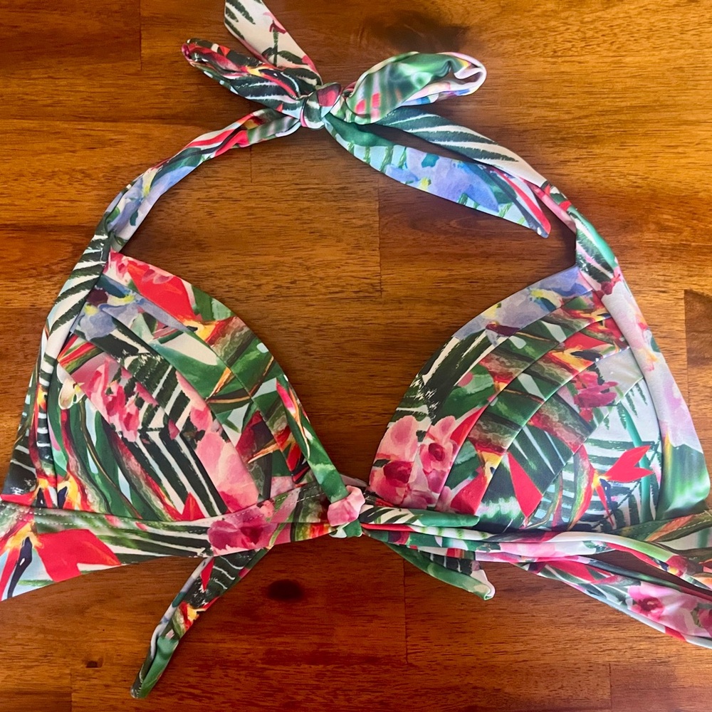 Unique Vintage Monroe Bikini Top